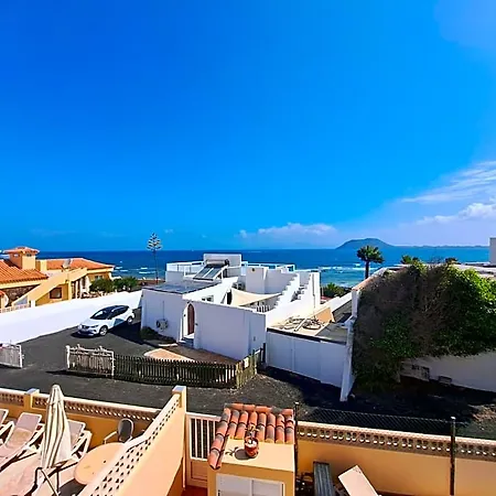 Rayo Azul, Piscina, Wifi, Vista Al Mar 酒店