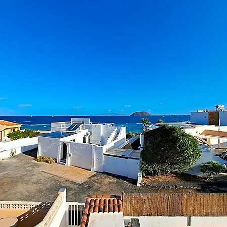 Rayo Azul, Piscina, Wifi, Vista Al Mar 酒店 4*