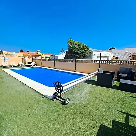 Rayo Azul, Piscina, Wifi, Vista Al Mar 酒店